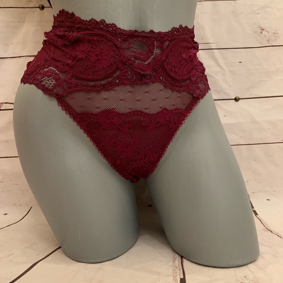 Victoria Secret Lingerie Set - Picture 3 of 7